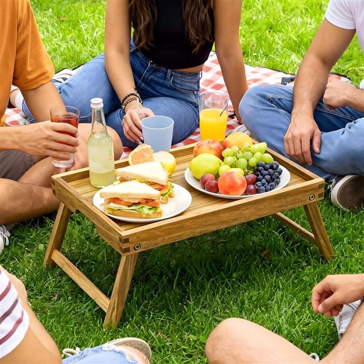 Wooden Breakfast Tray With Folding Legs factory