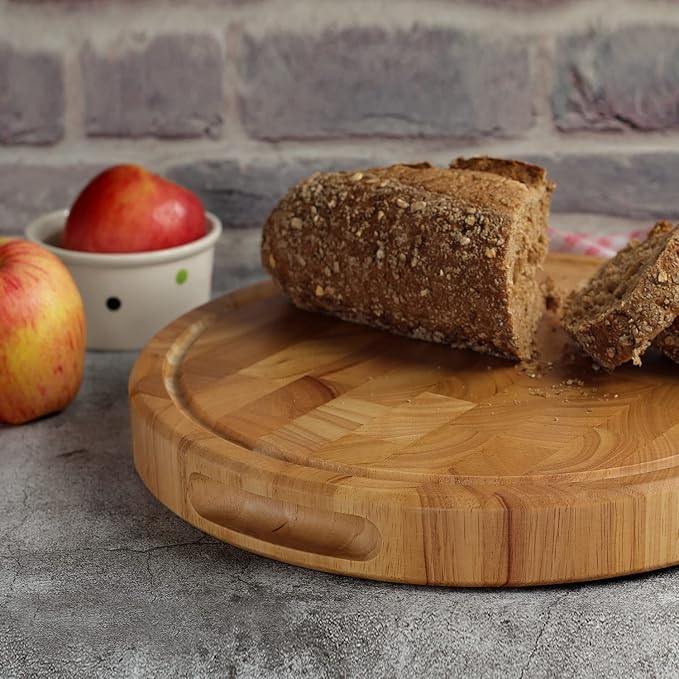 wood cutting board with deep juice groove