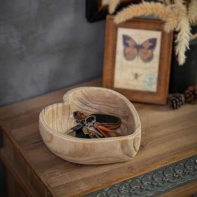 heart-shaped wooden bowl3